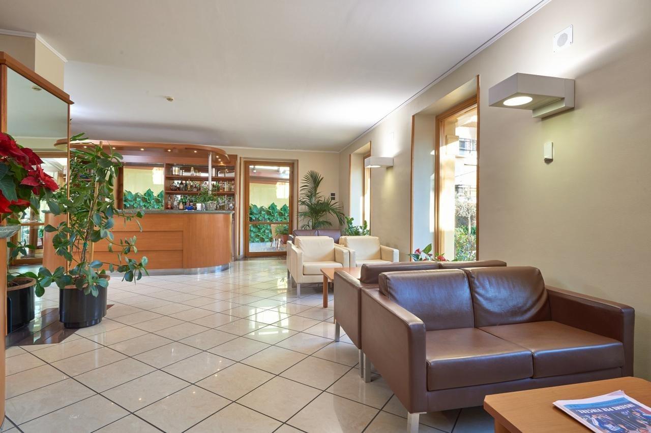 Hotel Careni Villa Italia فينالي ليغوري المظهر الخارجي الصورة