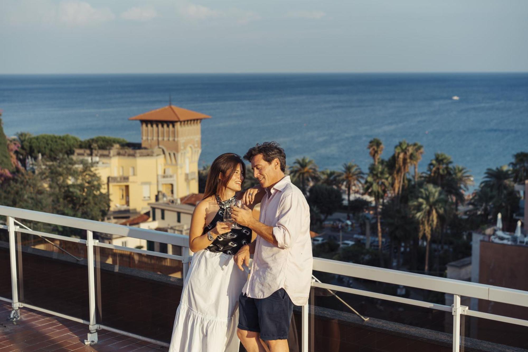 Hotel Careni Villa Italia فينالي ليغوري المظهر الخارجي الصورة