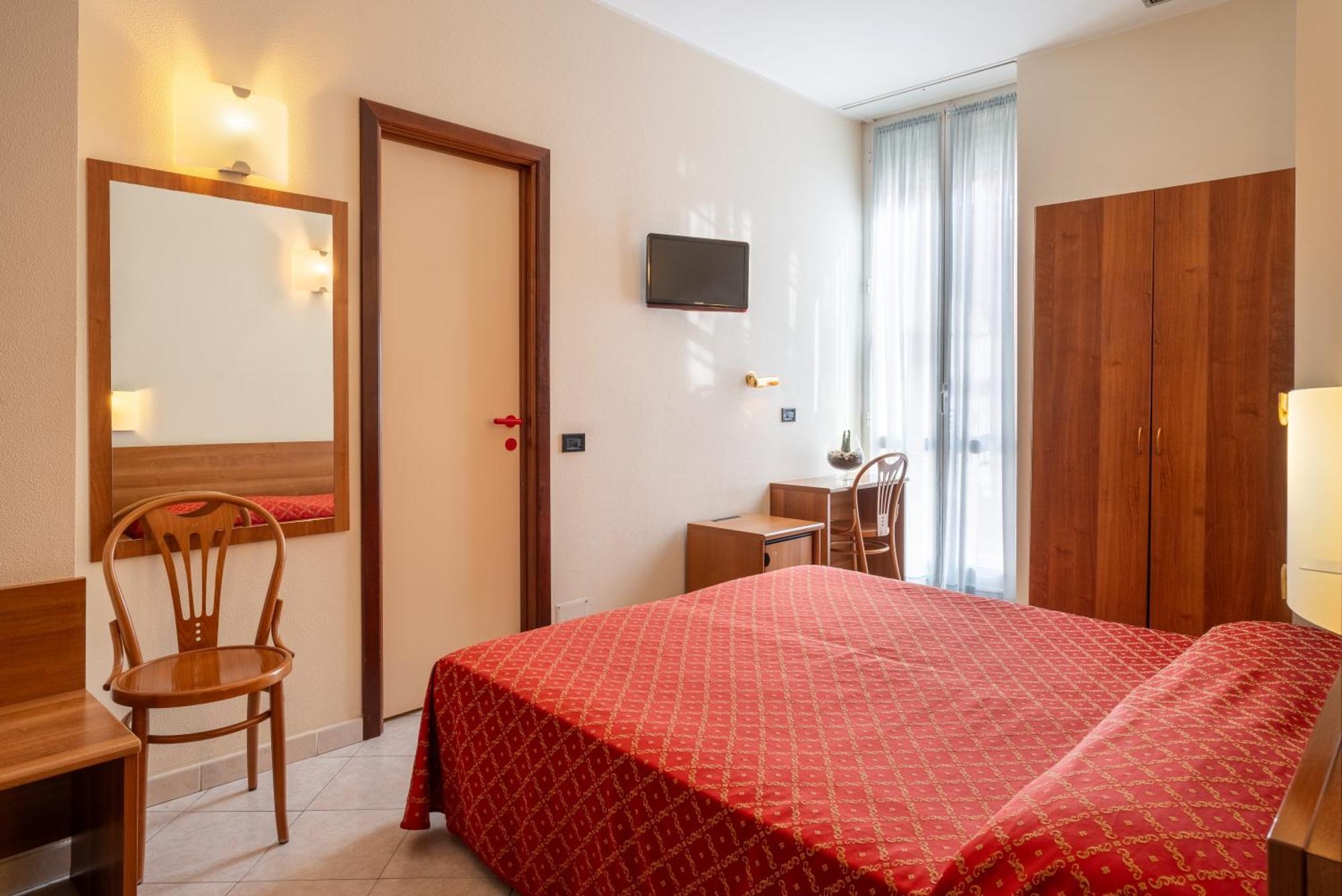Hotel Careni Villa Italia فينالي ليغوري المظهر الخارجي الصورة