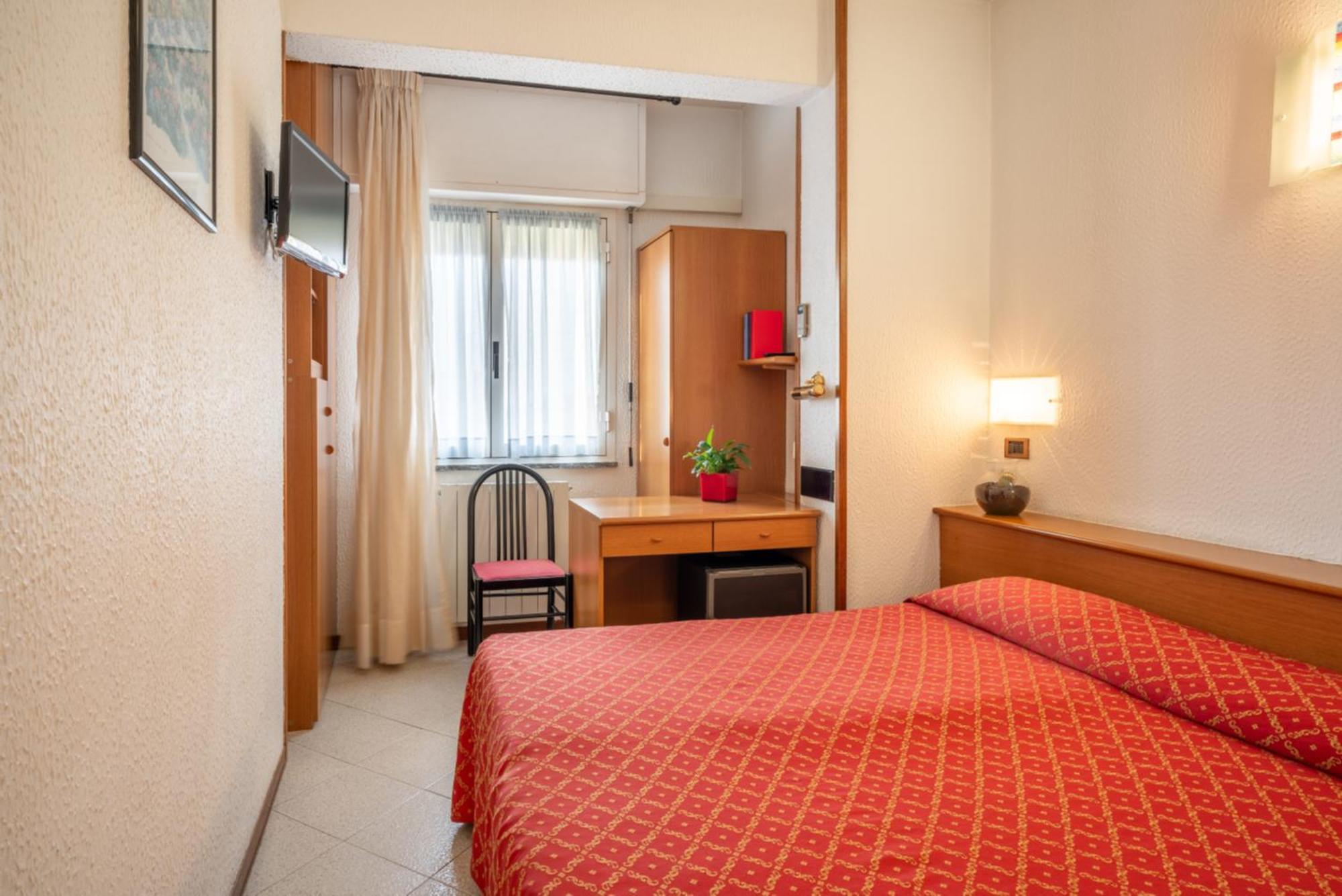 Hotel Careni Villa Italia فينالي ليغوري المظهر الخارجي الصورة
